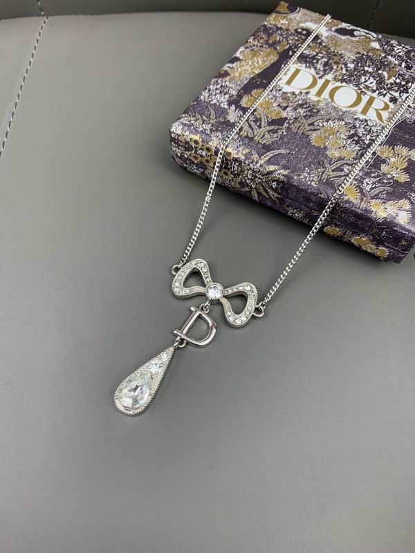Dior Necklace 05lyr533